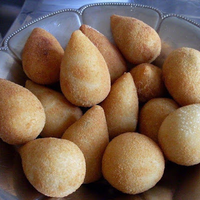 COXINHAS DE FRANGO