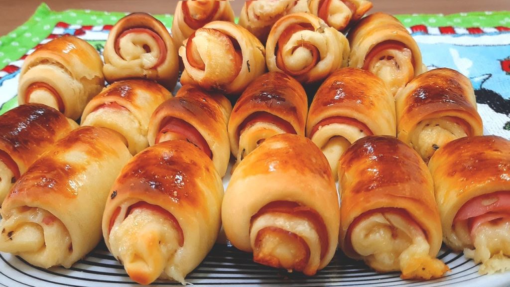 Pãezinhos de Presunto e Queijo