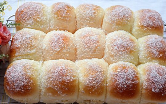 Pãezinhos de Leite Condensado